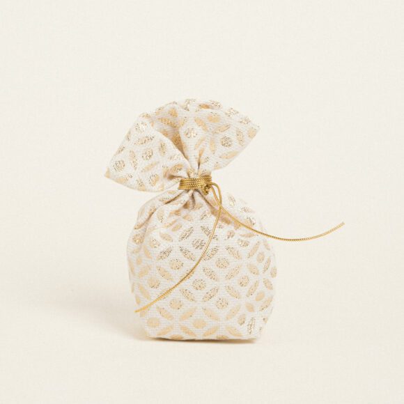 0a9ea1fd-7fb4-49ff-9e90-6f38104404ed